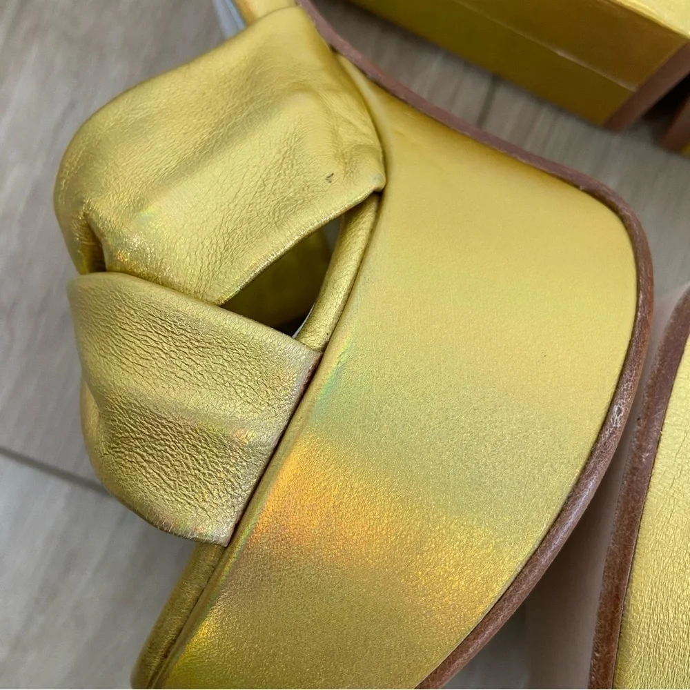 Revolve Chelsea Paris Zasa Platform Sandal in Gold Holo Size 38